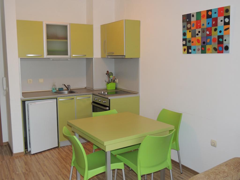Apartments In Relax Complex Fantasy Хисаря Номер фото